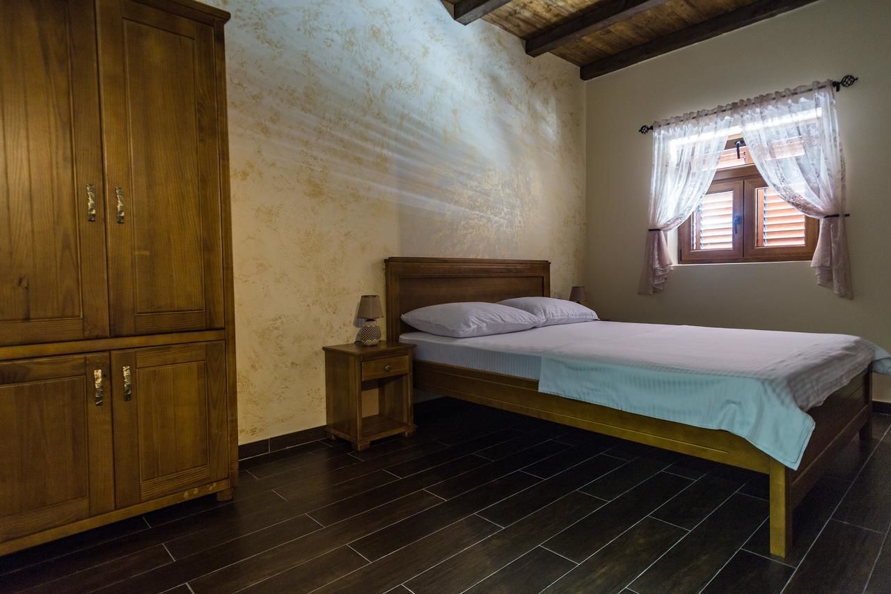 Фермерские дома Eco Villas Merak Вирпазар-38